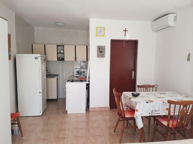 Apartman Irena - Bobovik วีร์ ภายนอก รูปภาพ